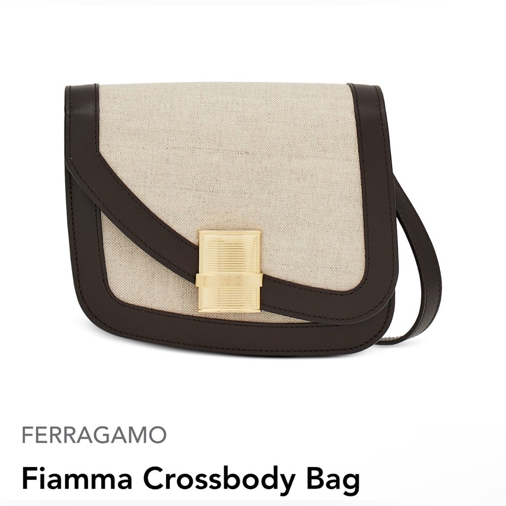 Ferragamo Fiamma C/B Bag. Color:Naturale.